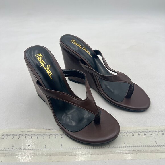 Milooey shoes Brown Round Toe Flip Flops Sandals Wedge High Heels Slip On Shoes - Picture 4 of 8